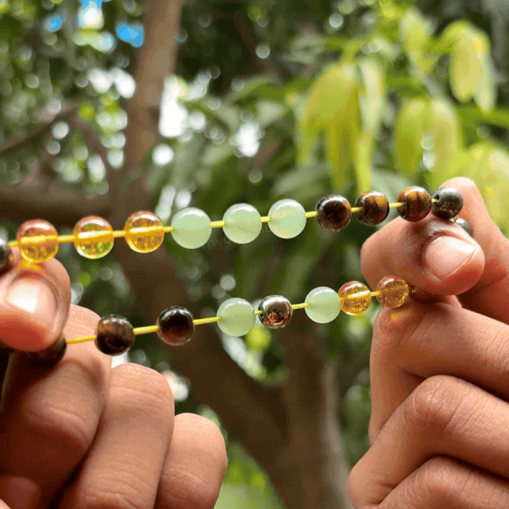 stretchable moeny magnet bracelet
