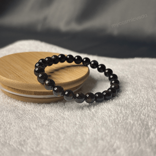 Garnet_Passion_Strength_Bracelet_to_enhance_energy_and_inner_balance