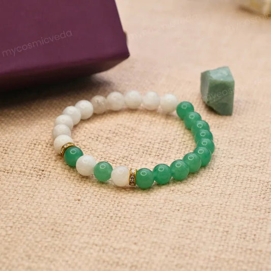 Green Aventurine & Moonstone Bracelet – Luck, Prosperity & Emotional Balance